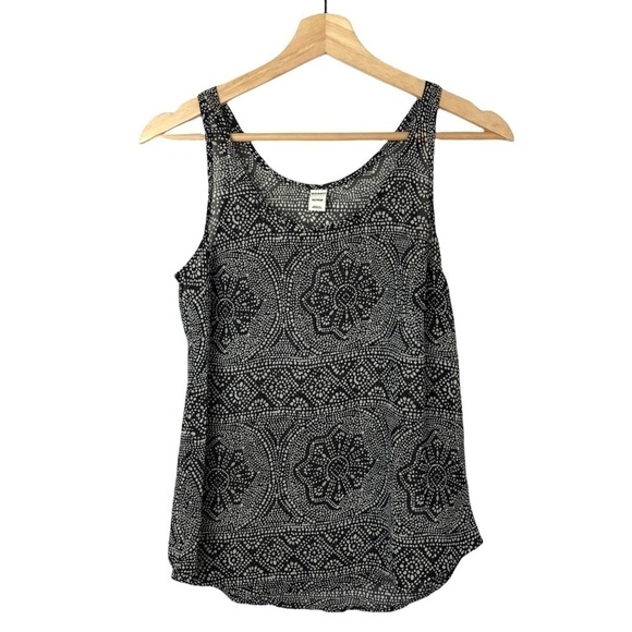 Old Navy Black & White Floral Printed Sheer Tank Top XS - Picture 1 of 3